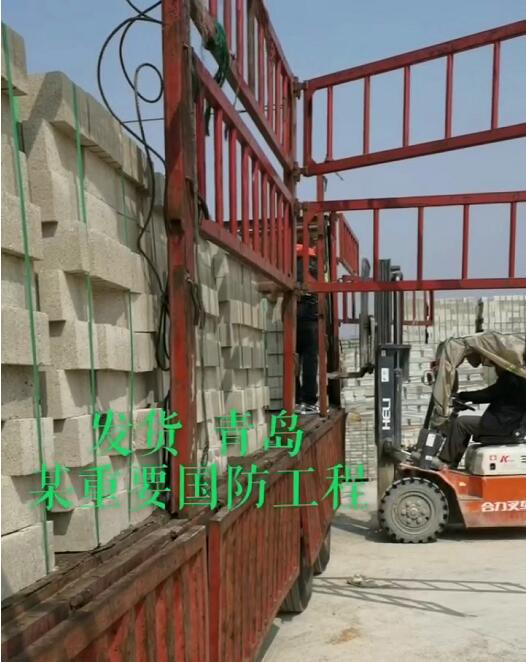 發(fā)往青島某國(guó)防工程的建筑材料的發(fā)貨現(xiàn)場(chǎng)2.jpg