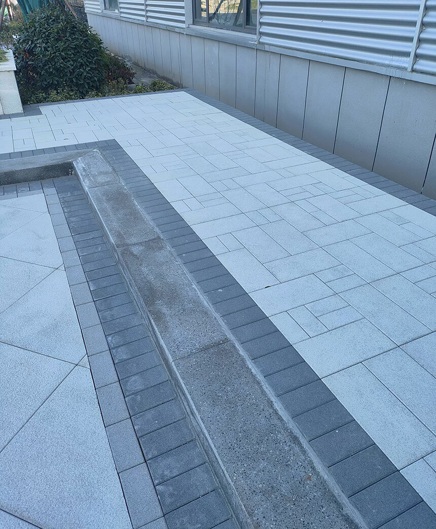 仿生石路面完工效果圖